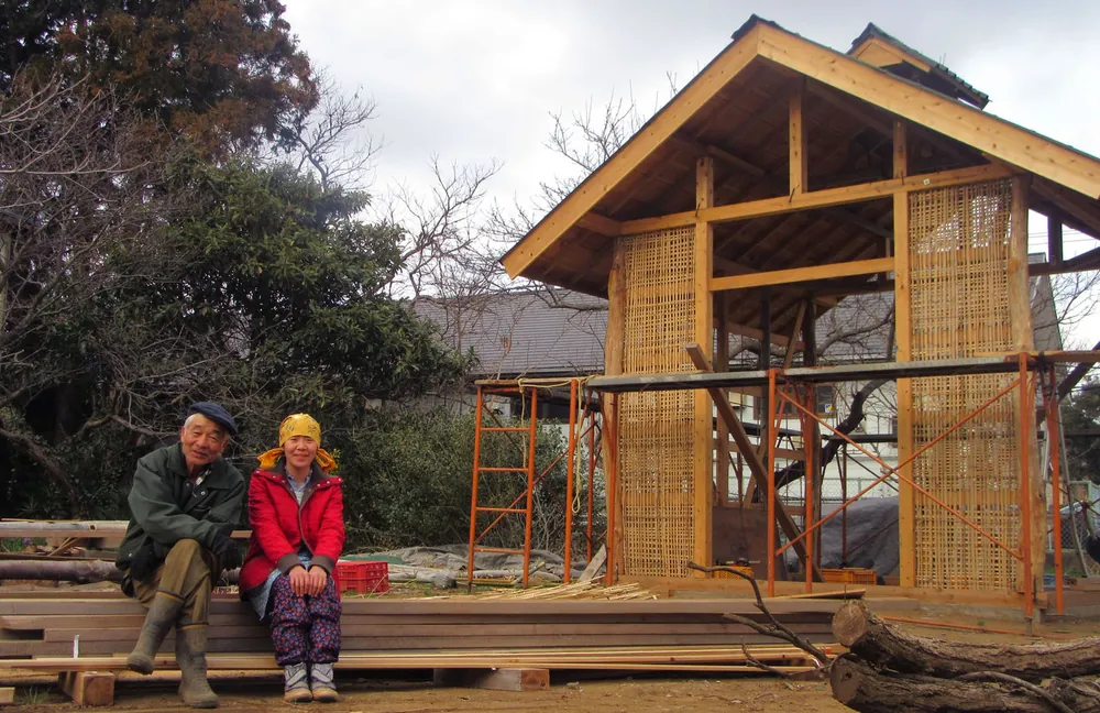 土壁作りの小屋